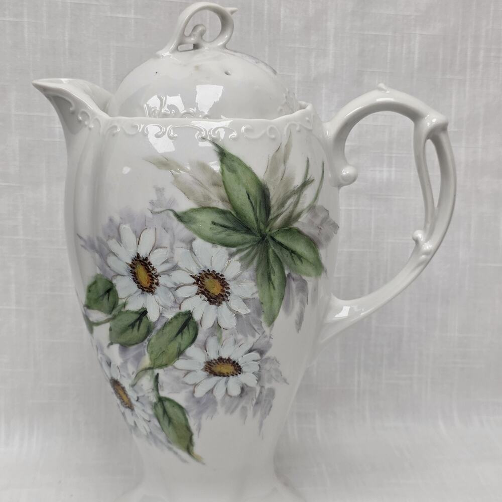 Vintage Porcelain Coffee Pot Teapot Daisy Floral White Ceramic 10" w/Lid